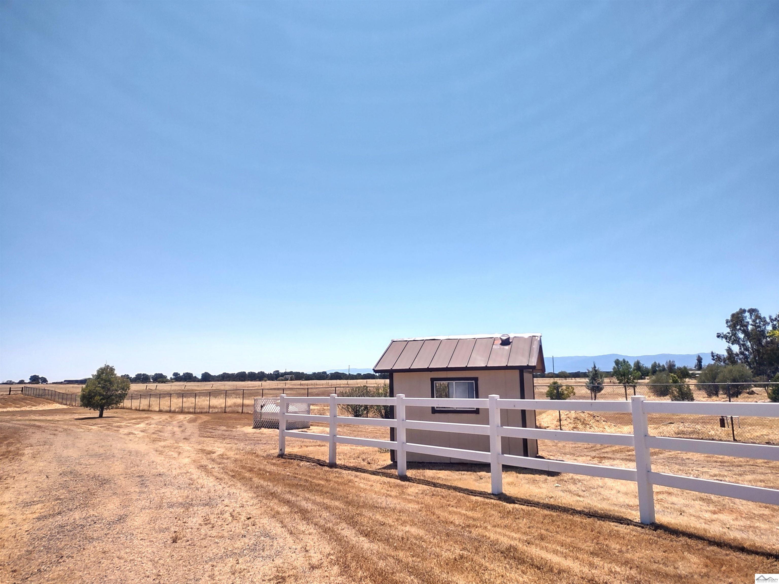 19235 Ridge Road Red Bluff, CA 96080 - Photo 5 of 29