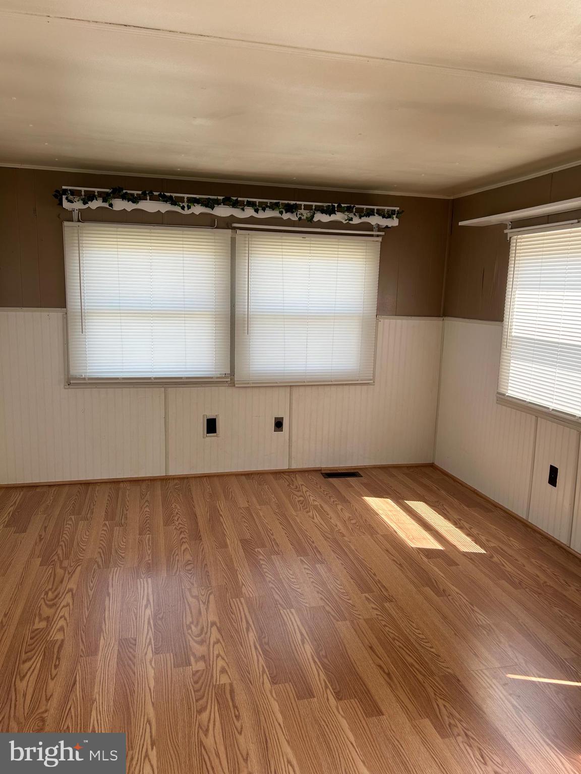 15673 South Young Road, Unit 11 Greencastle, PA 17225 - Photo 24 of 24 Living Room