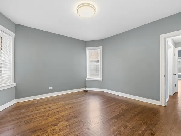 $1,800 | 7649 South Yates Boulevard, Unit 3, Chicago, IL 60649