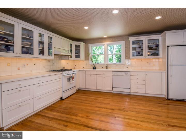 1225 Gilbert Road Jenkintown, PA 19046 - Photo 9 of 24 Kitchen