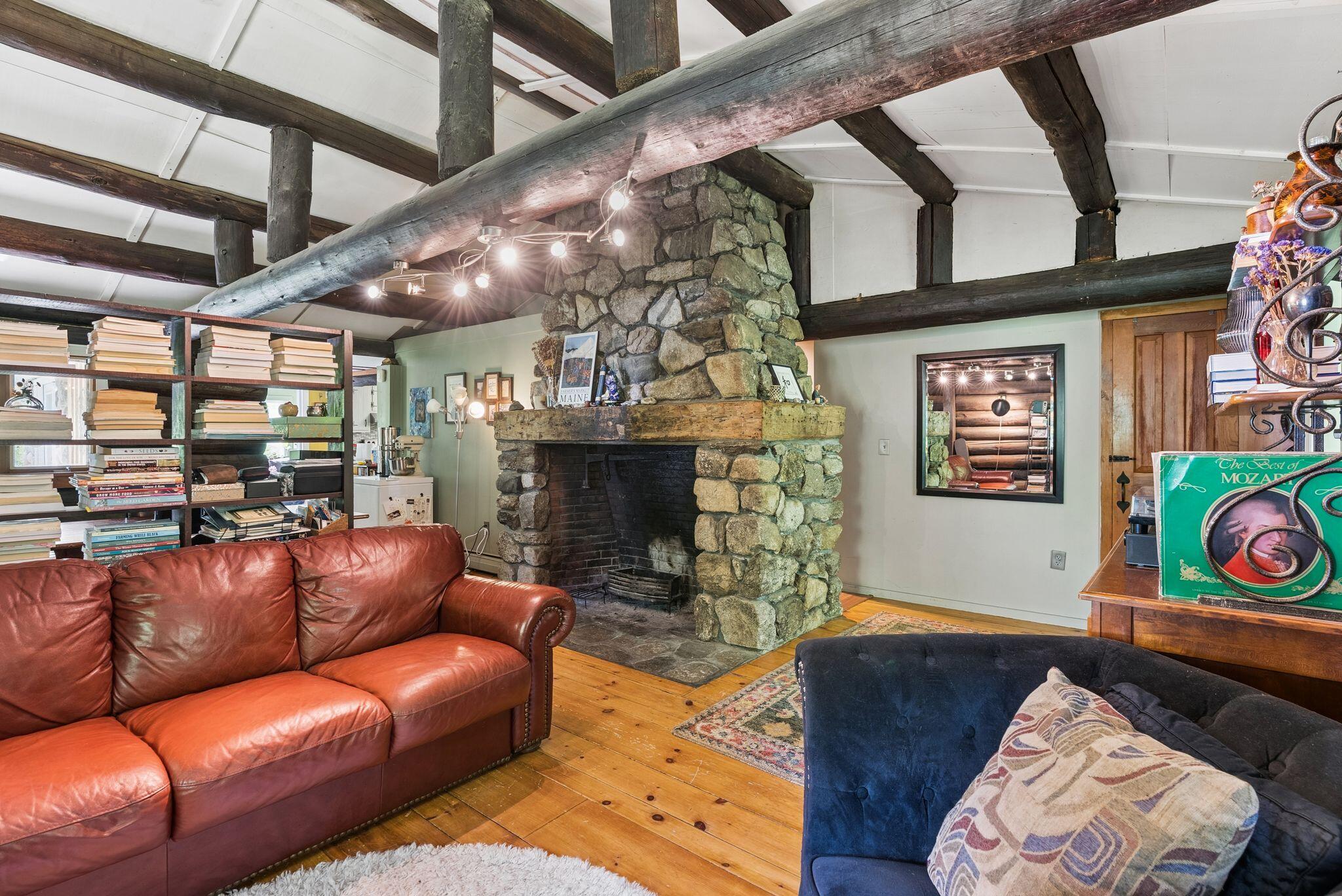 22 Montgomery Road Windham, ME 04062 - Photo 11 of 82 DSC02368