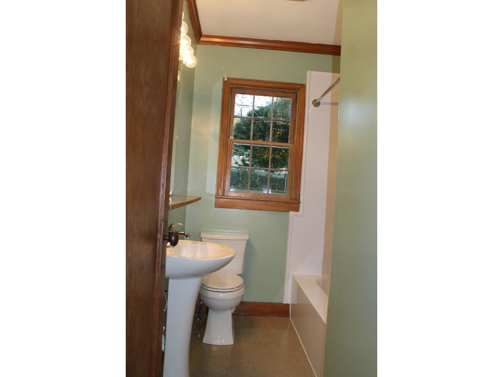 115 Spruce Street Greeneville, TN 37745 - Photo 16 of 31 Photo 16