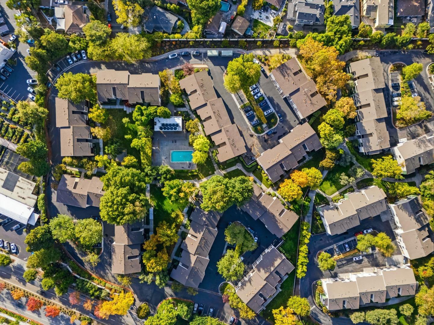 765 San Antonio Road, Unit 88 Palo Alto, CA 94303 - Photo 38 of 41 an aerial view of residential houses with outdoor space