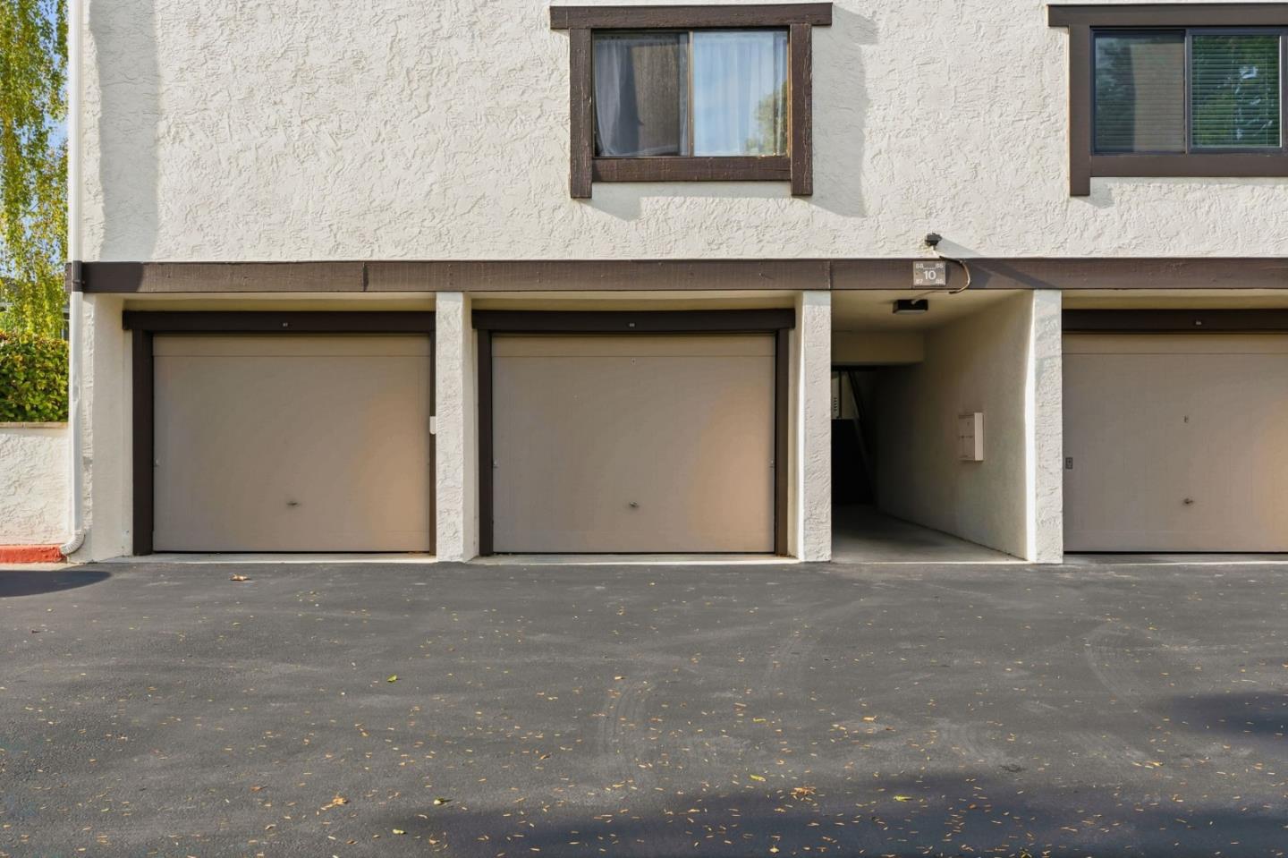 765 San Antonio Road, Unit 88 Palo Alto, CA 94303 - Photo 39 of 41 a view of an entryway of house