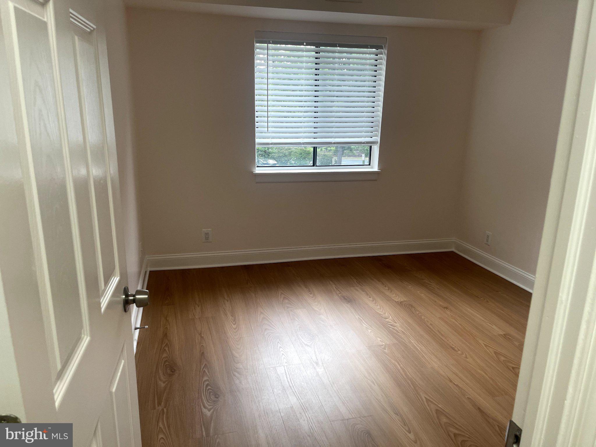 6280 Edsall Road, Unit 301 Alexandria, VA 22312 - Photo 4 of 13 Gallery Image 4