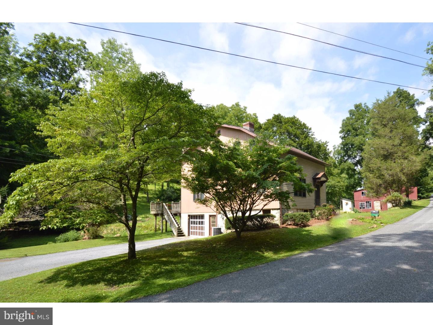 4766 Overlook Road Coplay, PA 18037 - Photo 3 of 17 Gallery Image 3