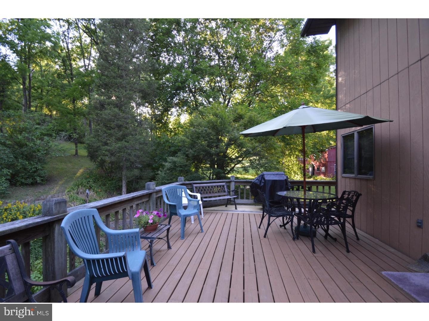 4766 Overlook Road Coplay, PA 18037 - Photo 5 of 17 Gallery Image 5