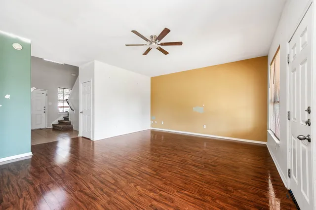 $249,900 | 410 Crosby Village Drive, Crosby, TX 77532