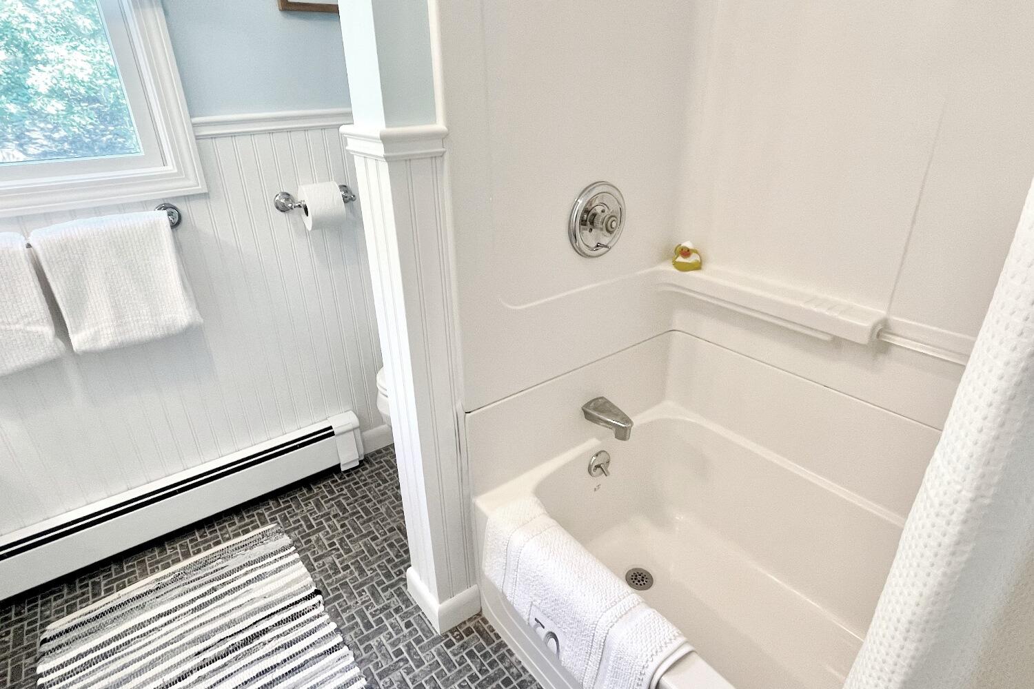 57 Wood Valley Road Chatham, MA 02633 - Photo 39 of 56 full tub