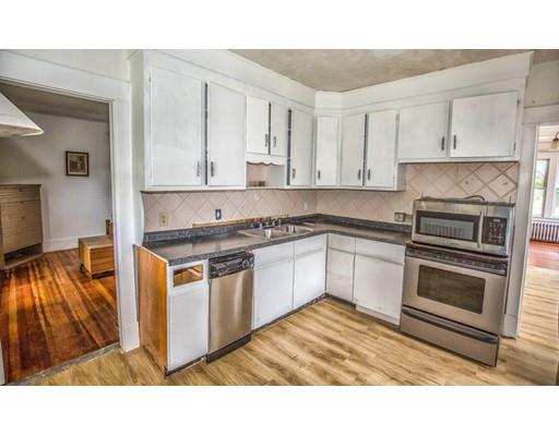 418 Page Boulevard Springfield, MA 01104 - Photo 2 of 35