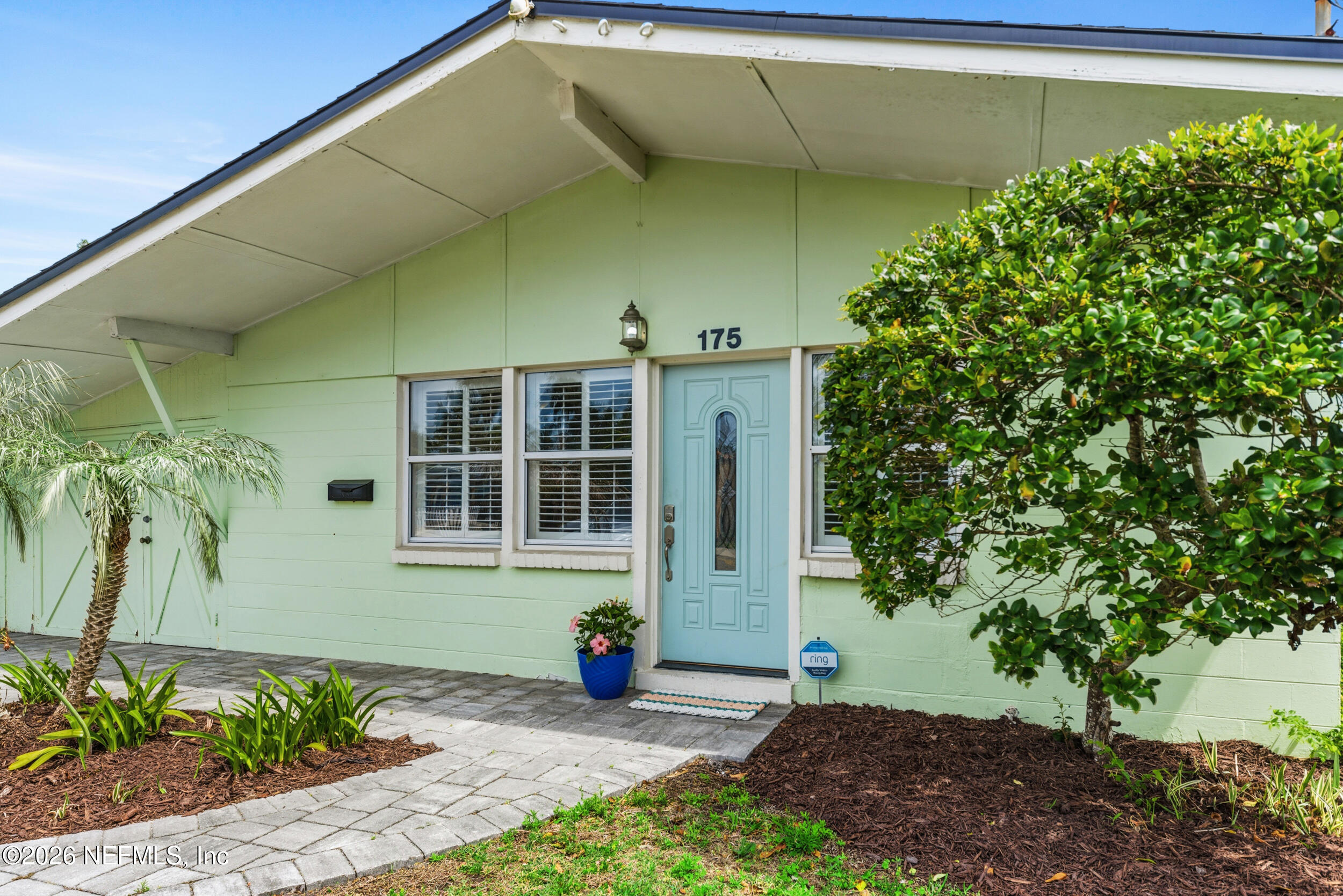 175 Seminole Road Atlantic Beach, FL 32233 - Photo 3 of 21 Welcoming Front Entry