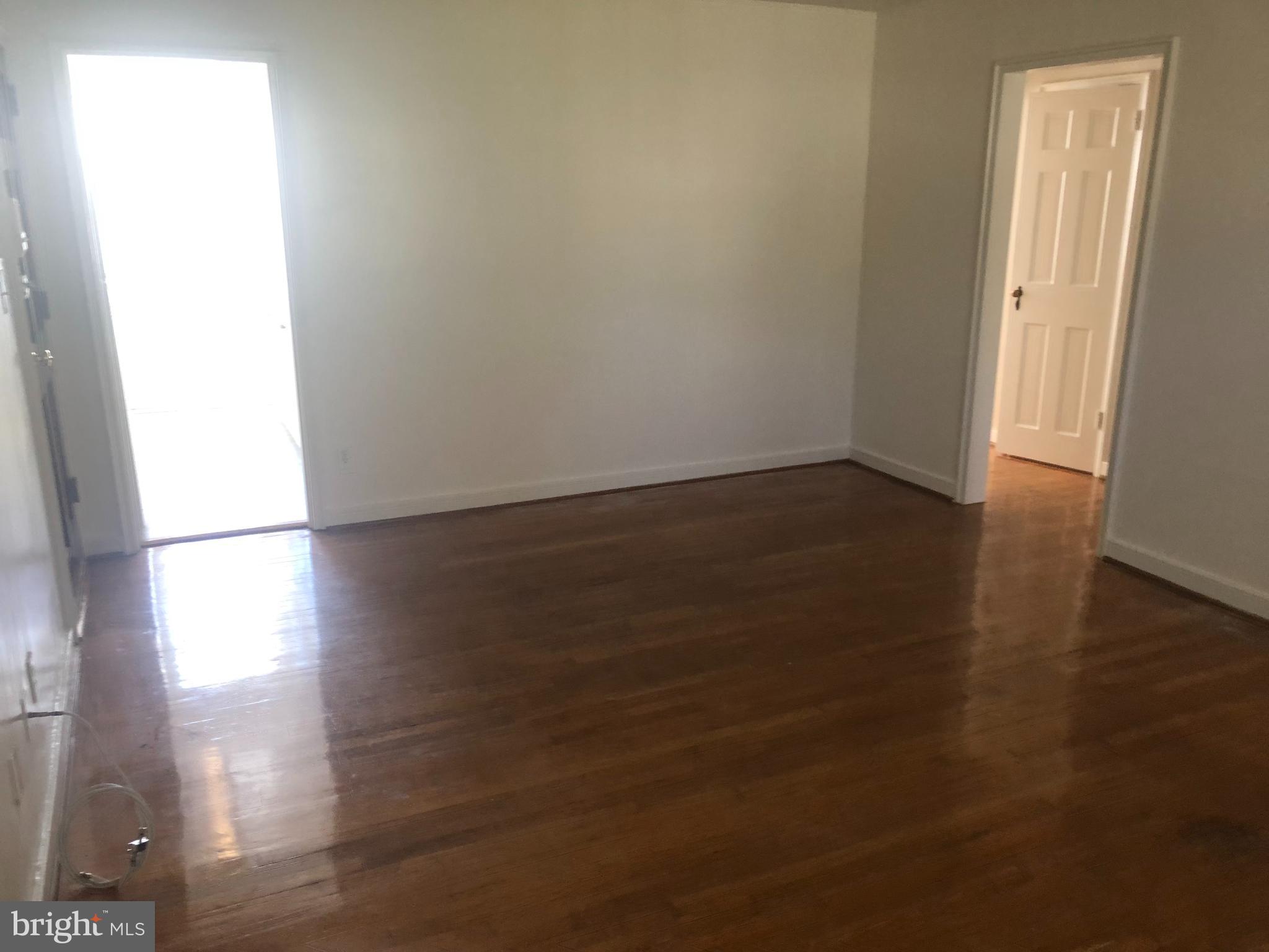 113 East Glebe Road, Unit C Alexandria, VA 22305 - Photo 7 of 10