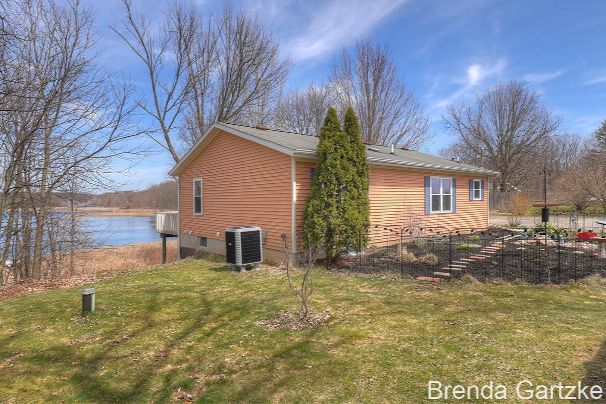 12525 Belding Road Belding, MI 48809 - Photo 22 of 39 IMG_8397