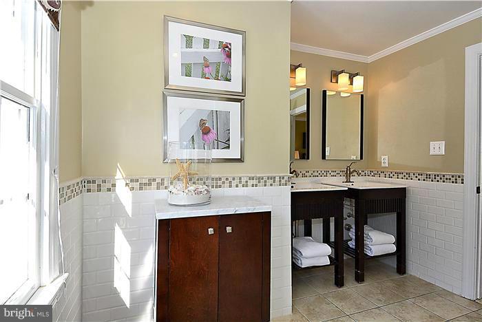 140 Little Quarry Road Gaithersburg, MD 20878 - Photo 16 of 30 Bath (Master)