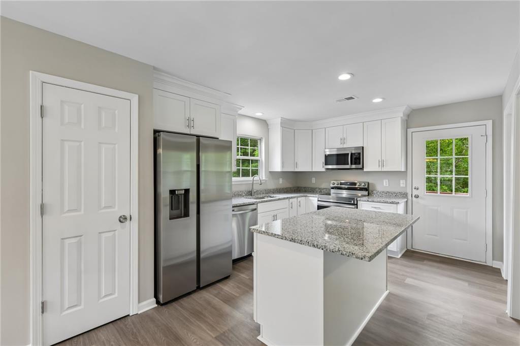 382 Arlington Lane Commerce, GA 30529 - Photo 16 of 48