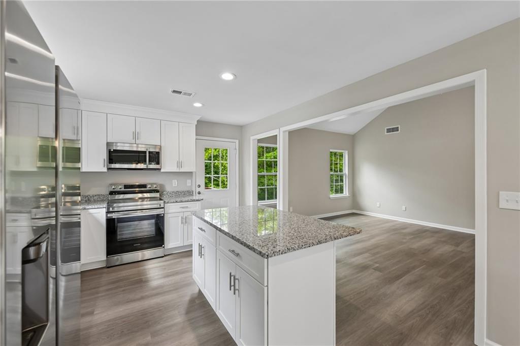 382 Arlington Lane Commerce, GA 30529 - Photo 18 of 48
