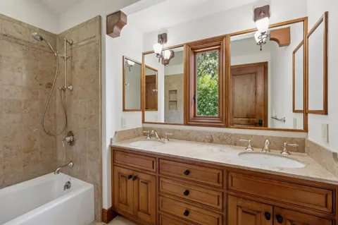 $7,298,000 | 1007 Lemon Street, Menlo Park, CA 94025