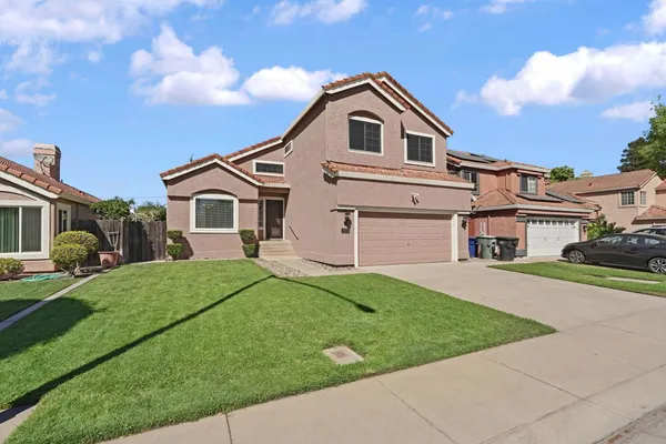 $555,000 | 1813 Mark Mead Lane, Modesto, CA 95356
