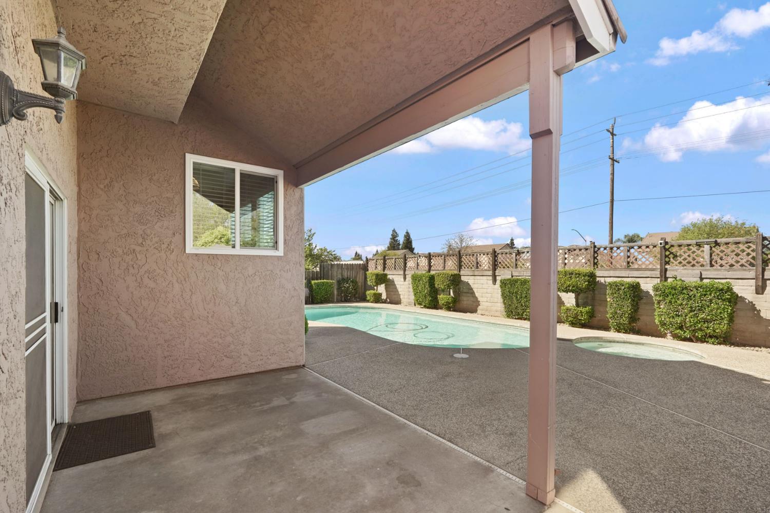 1813 Mark Mead Lane Modesto, CA 95356 - Photo 31 of 36