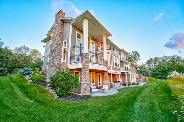 $2,800,000 | 19 Birkmose Park Lane, Hudson, WI 54016