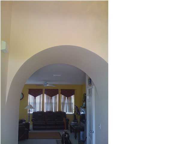612 Prairie Street Crestview, FL 32536 - Photo 4 of 29 Gallery Image 4