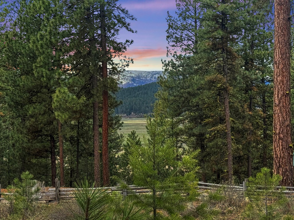 14 San Ignacio Way, Unit 13 Cascade, ID 83611 - Photo 17 of 20 Build in Idaho Mountains