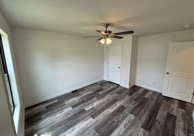 $290,000 | 1405 Rosewood Drive, Washington, IN 47501