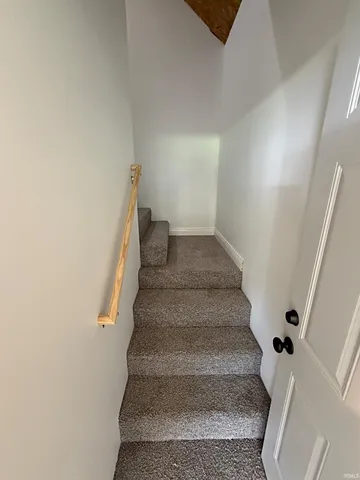 $290,000 | 1405 Rosewood Drive, Washington, IN 47501