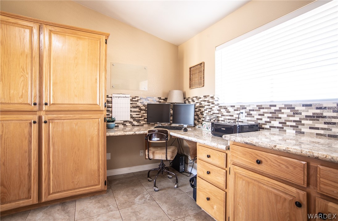 3605 Packsaddle Road Kingman, AZ 86401 - Photo 16 of 45 Gallery Image 16