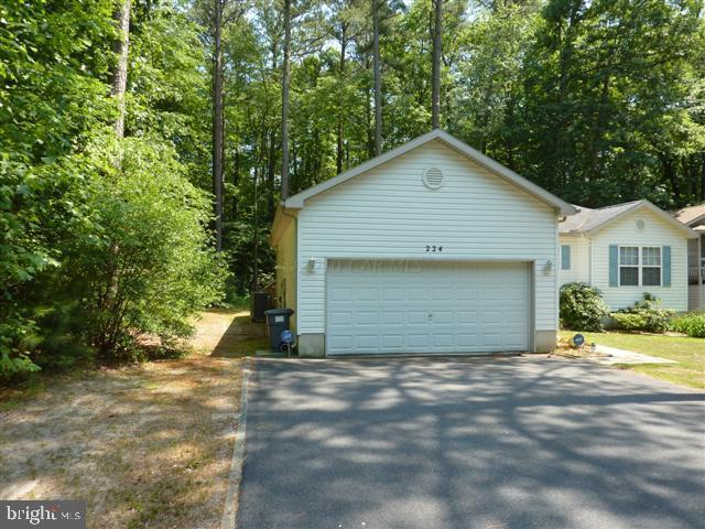 224 Windjammer Road Ocean Pines, MD 21811 - Photo 2 of 7