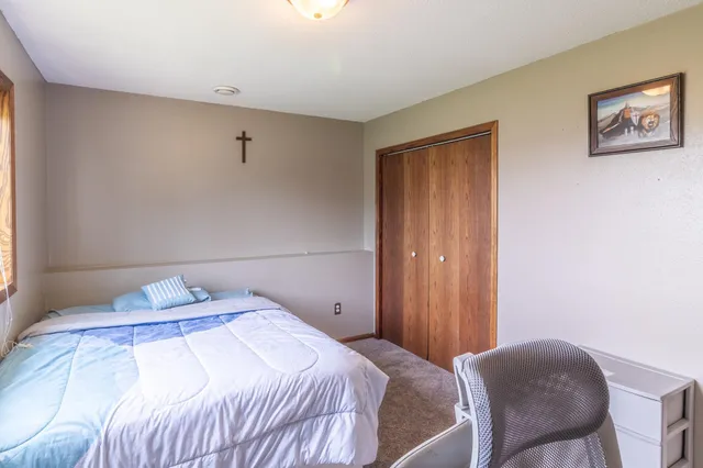 $275,000 | 250 18th Avenue Southeast, St. Joseph, MN 56374