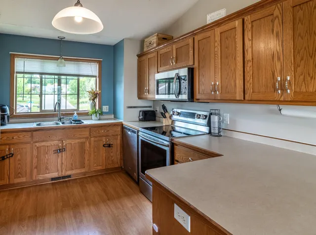 $275,000 | 250 18th Avenue Southeast, St. Joseph, MN 56374