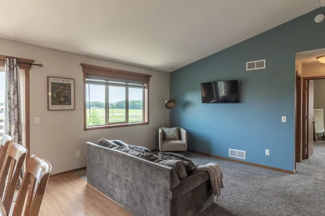 $275,000 | 250 18th Avenue Southeast, St. Joseph, MN 56374