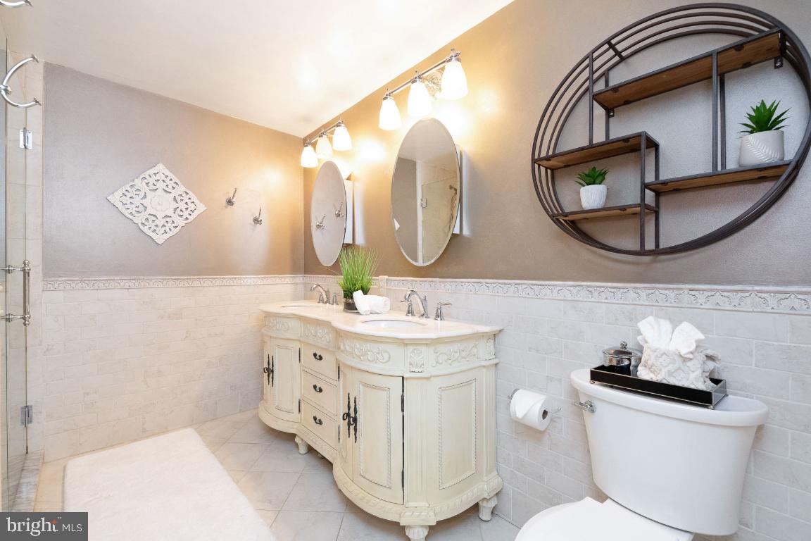 14830 Old Frederick Road Woodbine, MD 21797 - Photo 29 of 62 Owners suite renovated bath