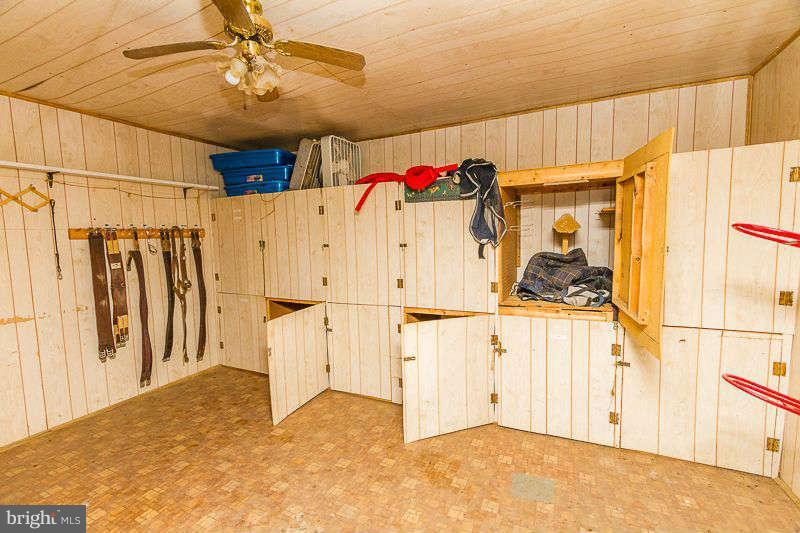 403 Cedar Hill Road Colonial Beach, VA 22443 - Photo 22 of 30 Interior (General)
