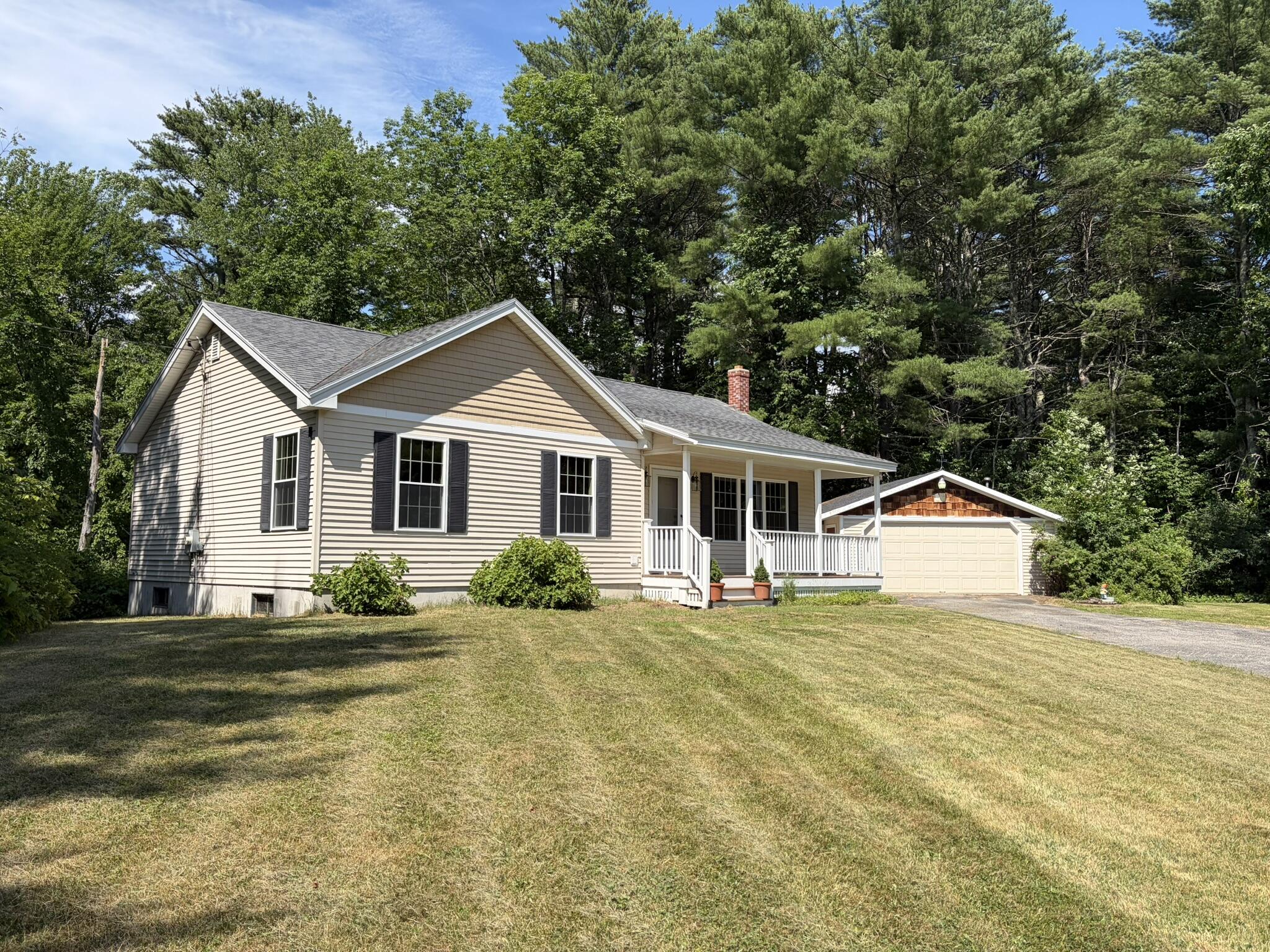 870 Long Plains Road Buxton, ME 04093 - Photo 2 of 34 IMG_3636