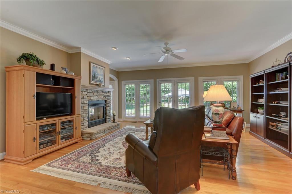 1687 Deer Run Court Oak Ridge, NC 27310 - Photo 5 of 30