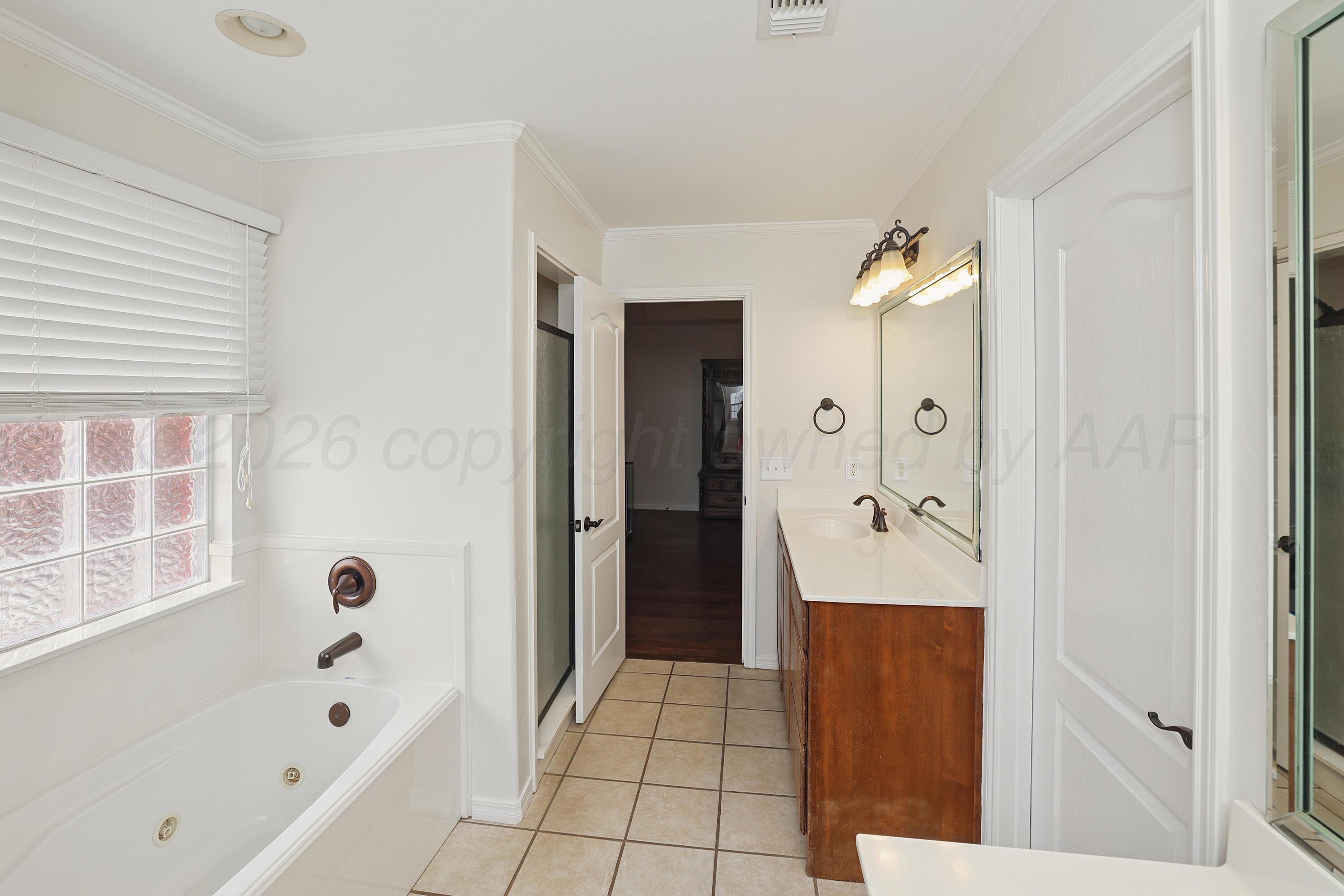 8031 Raburn Lane Canyon, TX 79015 - Photo 16 of 29 15-Primary Bath