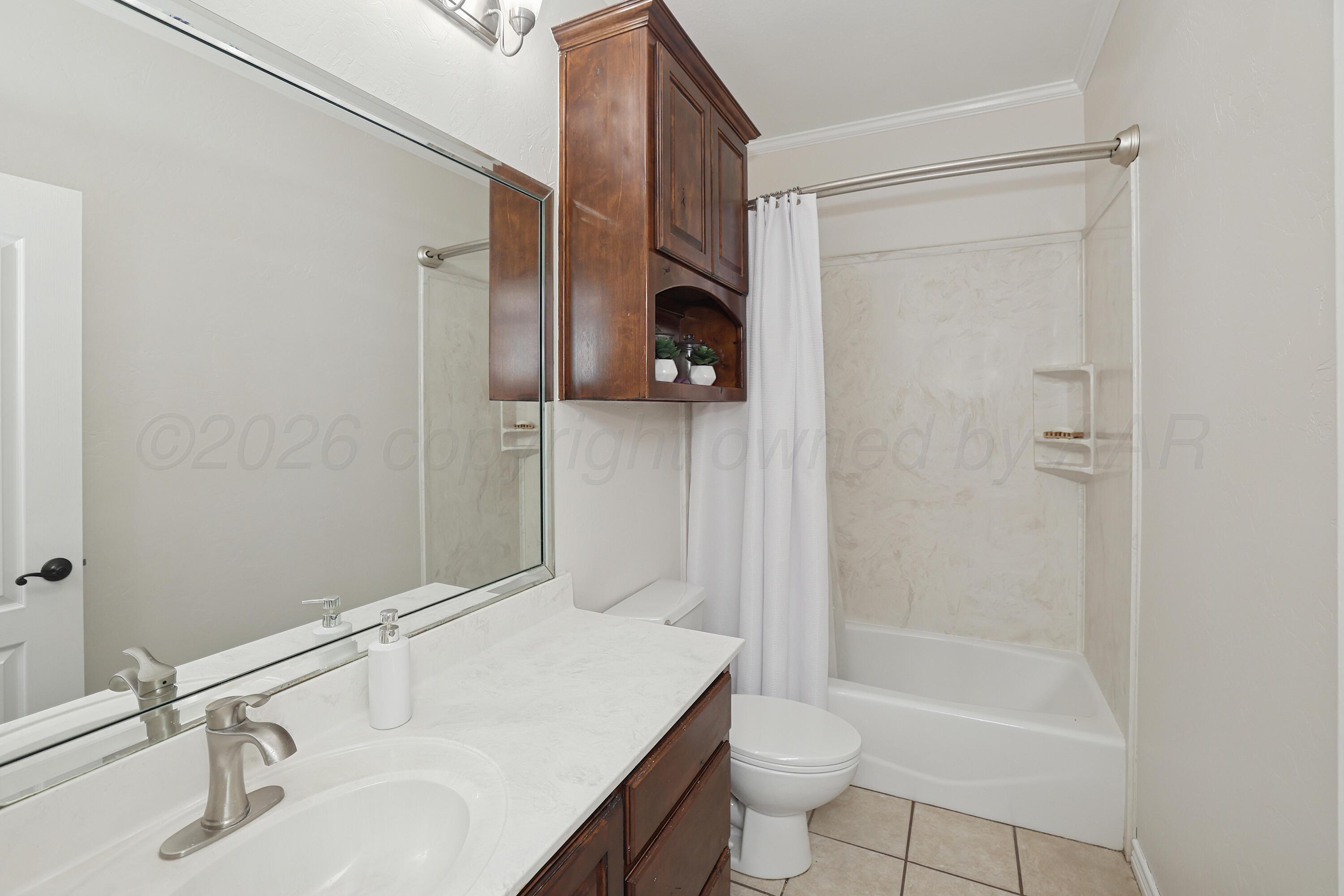 8031 Raburn Lane Canyon, TX 79015 - Photo 23 of 29 22-Bathroom