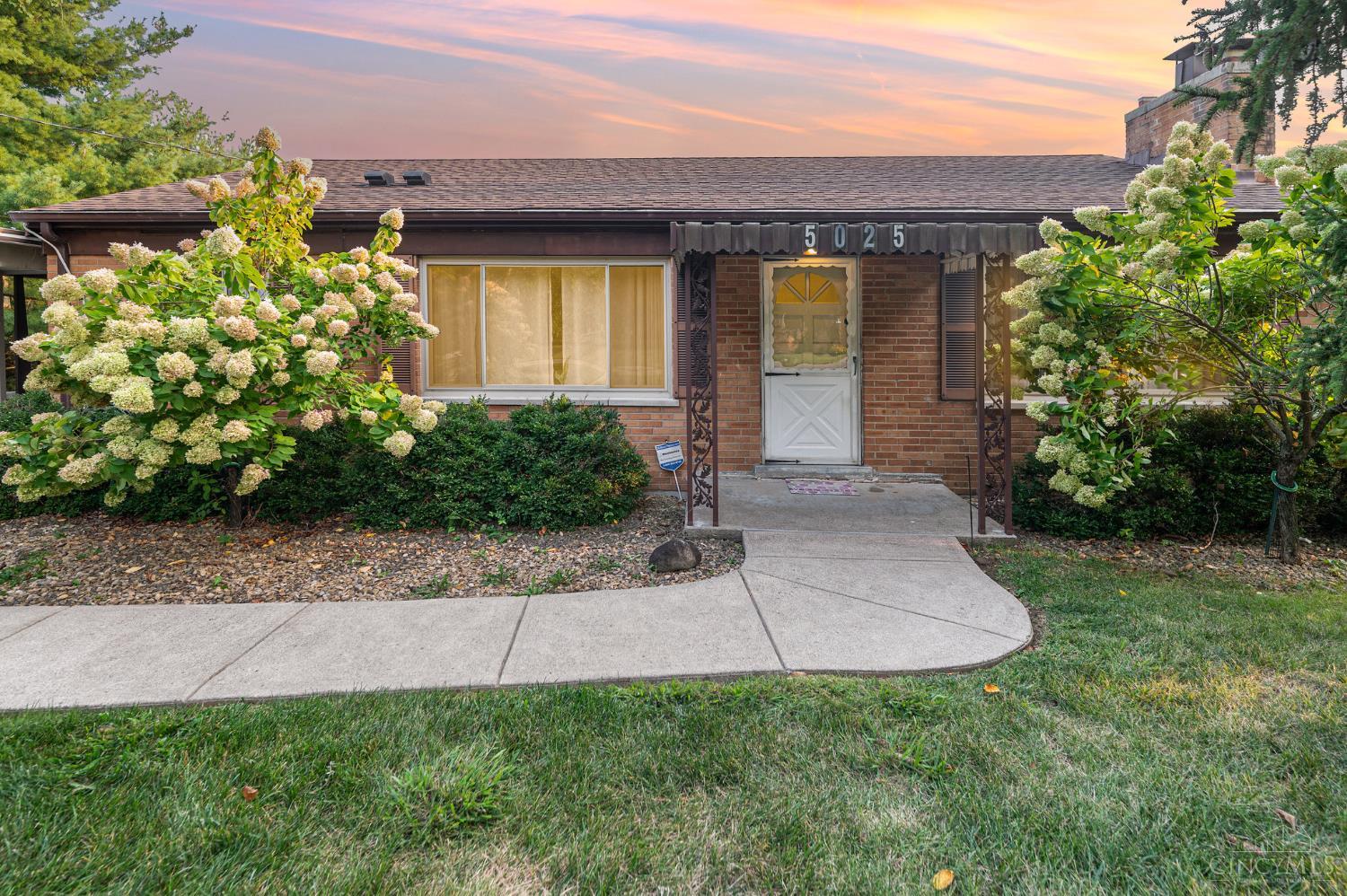 5025 Boomer Road Cincinnati, OH 45247 - Photo 1 of 22