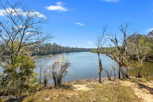 $374,900 | 554 Mariners Way, Garnett, SC 29922