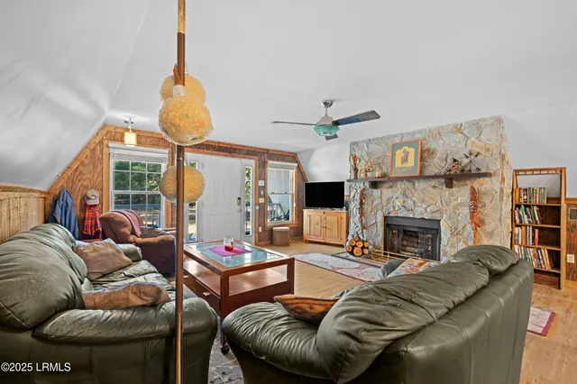 $374,900 | 554 Mariners Way, Garnett, SC 29922