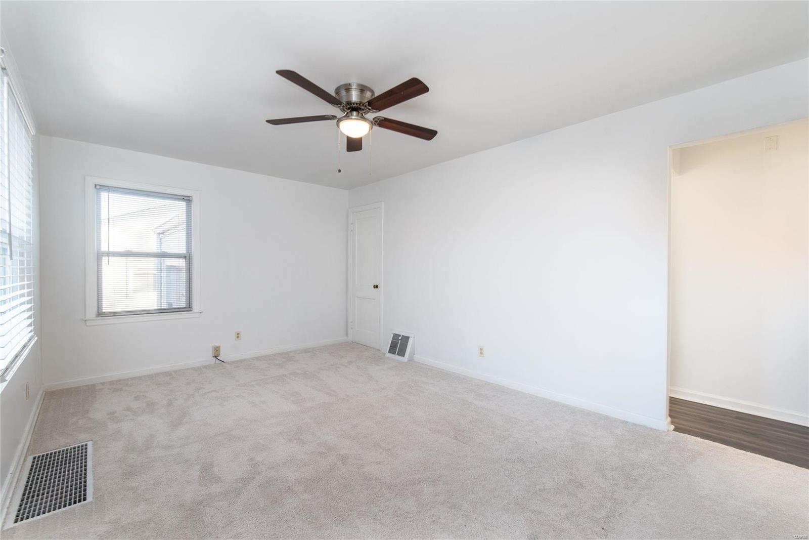 3152 Ashby Road St. Ann, MO 63074 - Photo 2 of 12 Gallery Image 2