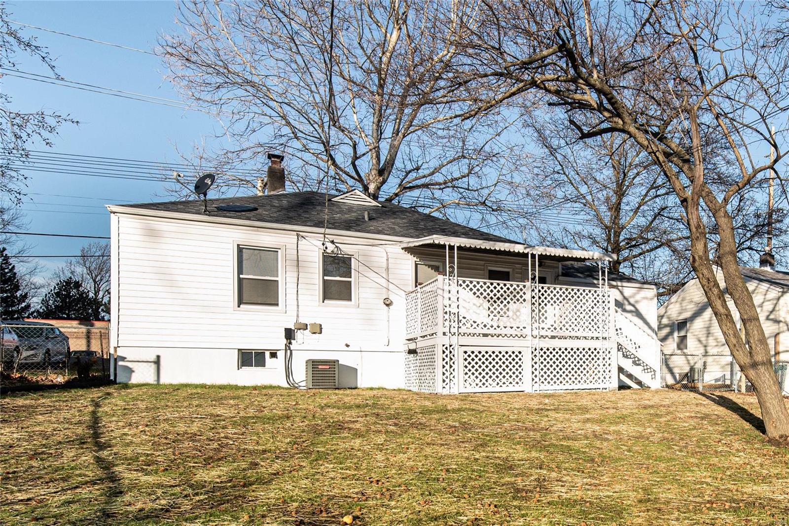 3152 Ashby Road St. Ann, MO 63074 - Photo 11 of 12 Gallery Image 11