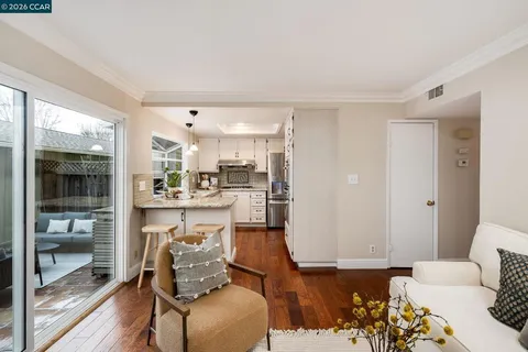 $998,000 | 182-182 Lawnview Circle, Danville, CA 94526