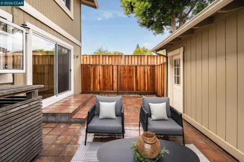 $998,000 | 182-182 Lawnview Circle, Danville, CA 94526