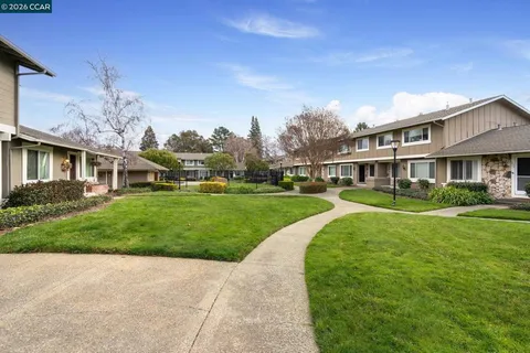 $998,000 | 182-182 Lawnview Circle, Danville, CA 94526