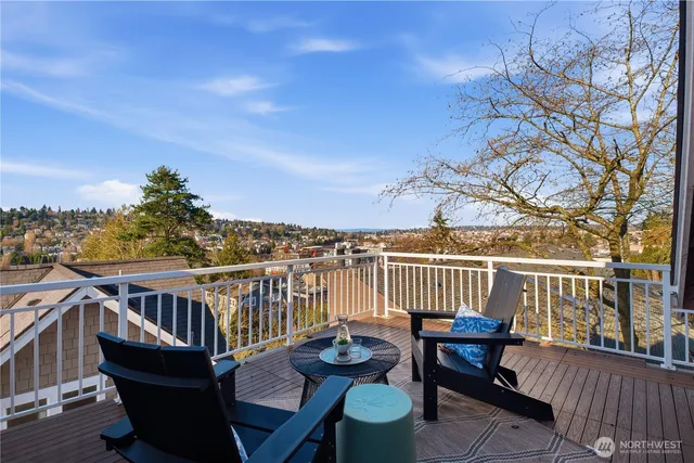 $949,000 | 3020 14th Avenue West, Unit B, Seattle, WA 98119