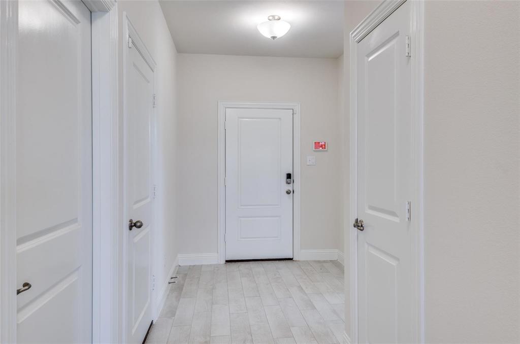 3205 Platinum Road Aubrey, TX 76227 - Photo 5 of 25 a view of an empty room