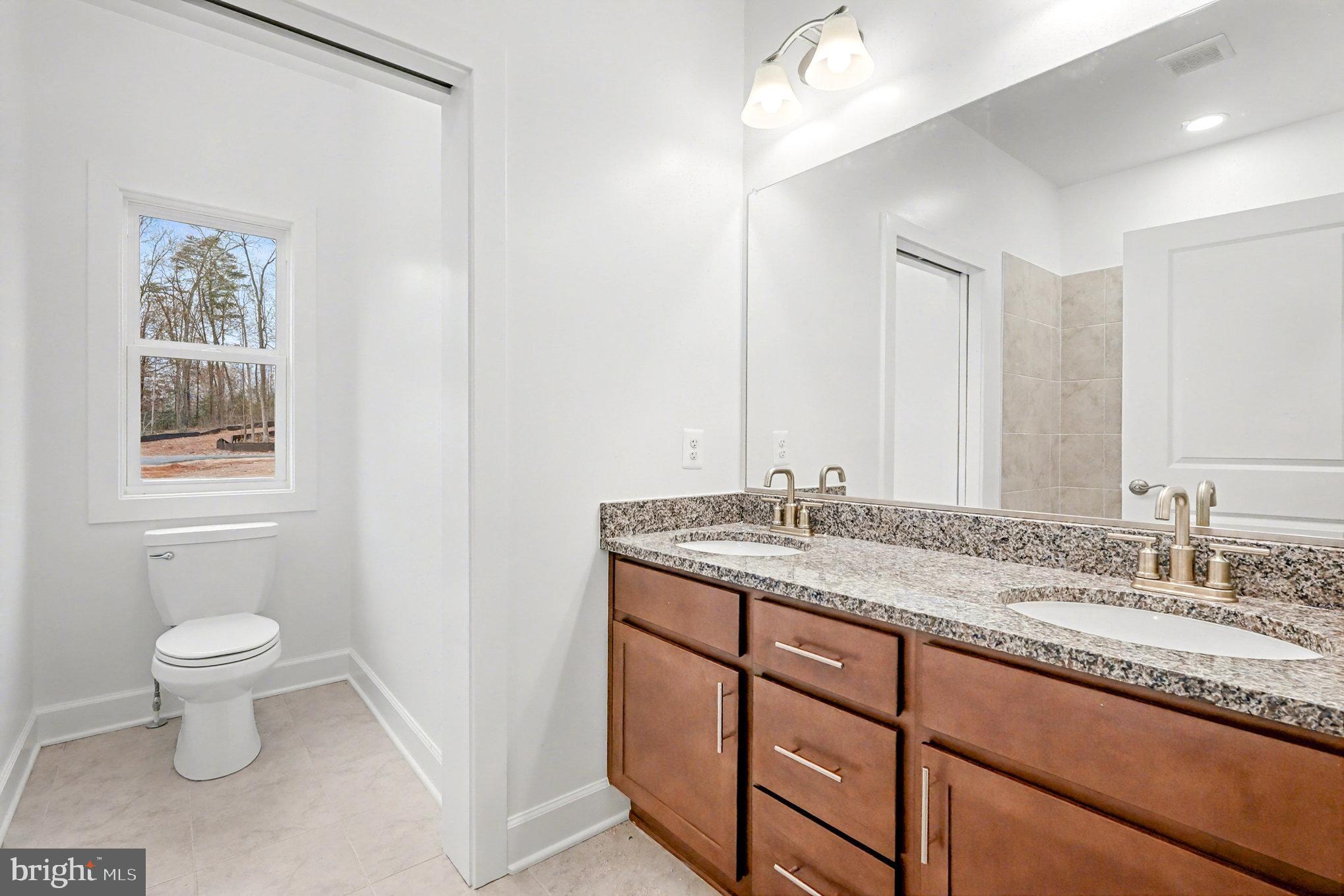 15641 Sunshine Ridge Lane Gainesville, VA 20155 - Photo 8 of 36 Gallery Image 8